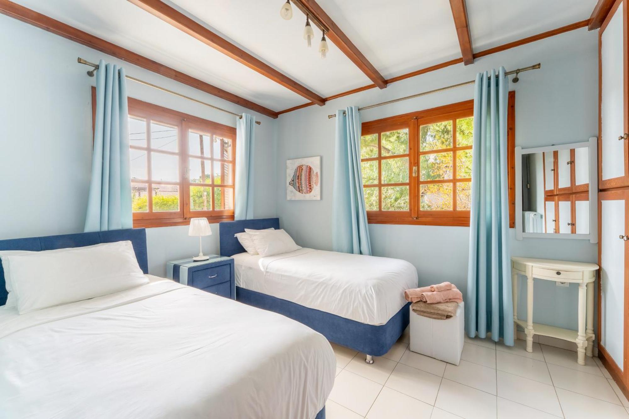 Holiday home The House Of Gratitude - Poolside Retreat *